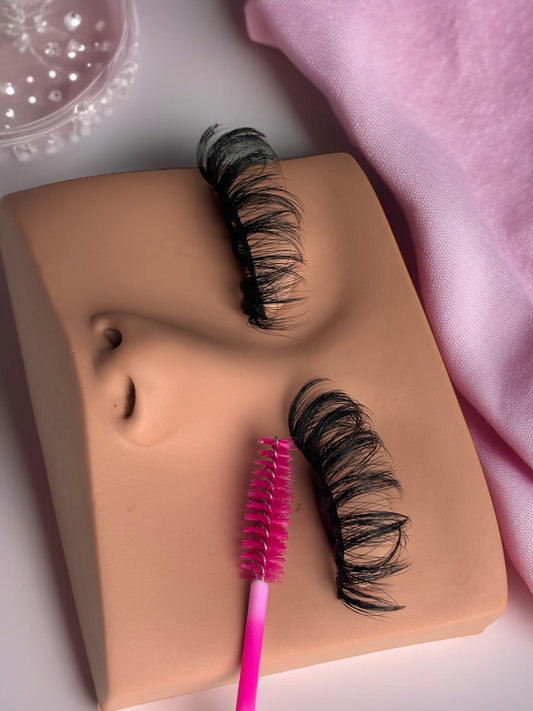 Cils longs de Diamond Queen